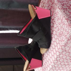 Juicy Couture Slip on Peep Toe Wedge